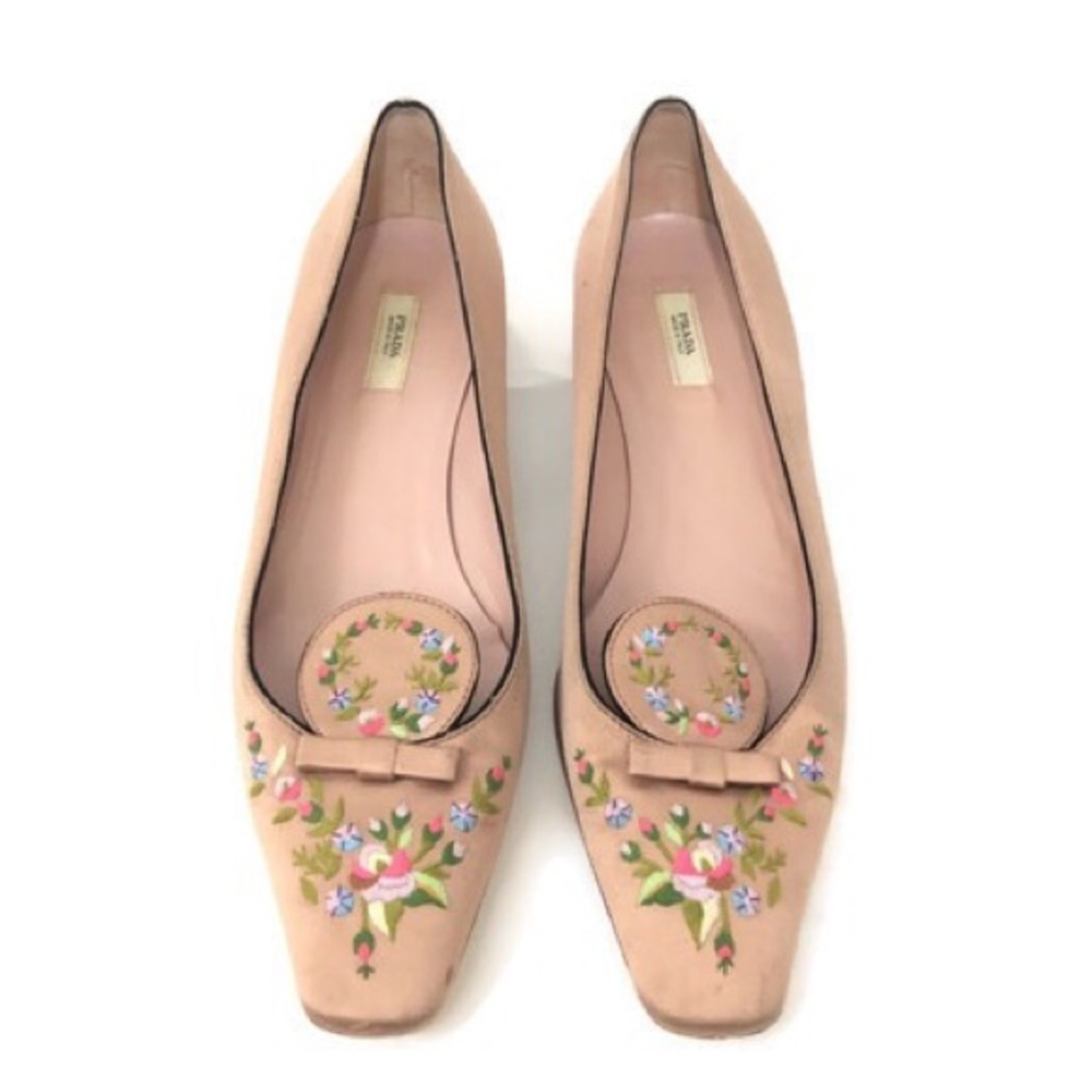 PRADA Silk Kitten Heel Embroider Floral  6.5 Peach